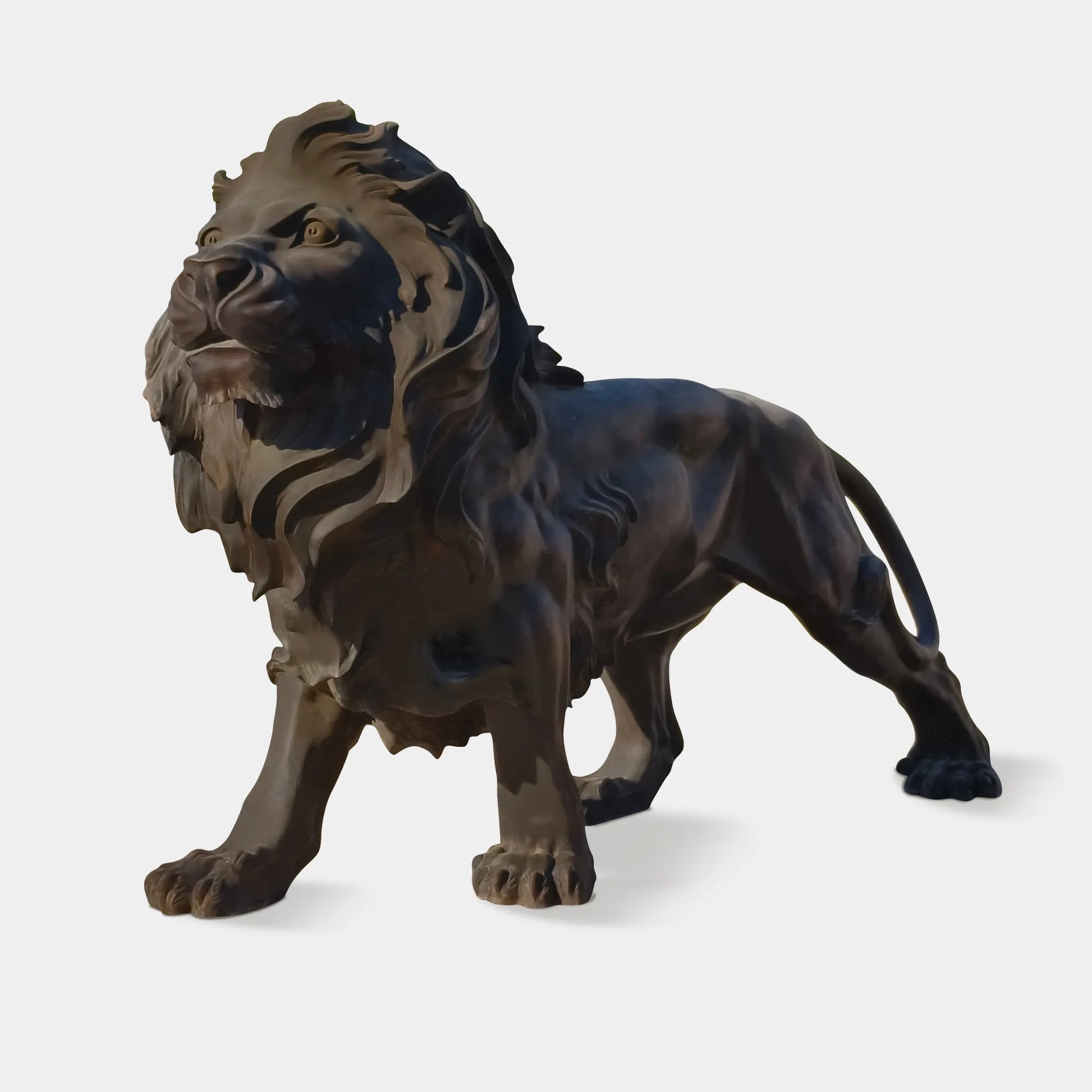 Luxury Figurative Bronze Lion Sculpture for Gardens and Outdoor Spaces