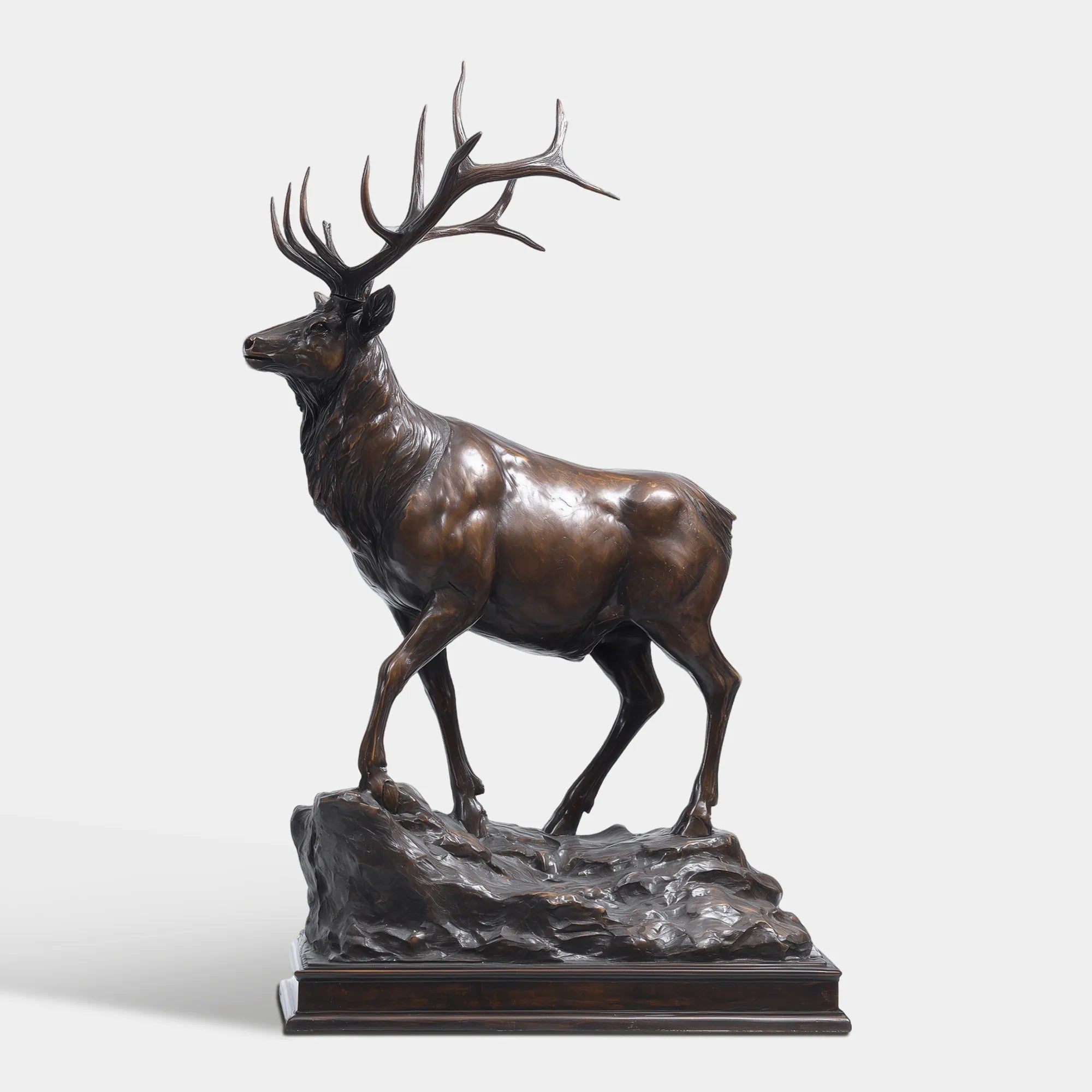 Bronze Deer Sculpture with Classical Design for Villas and Parks