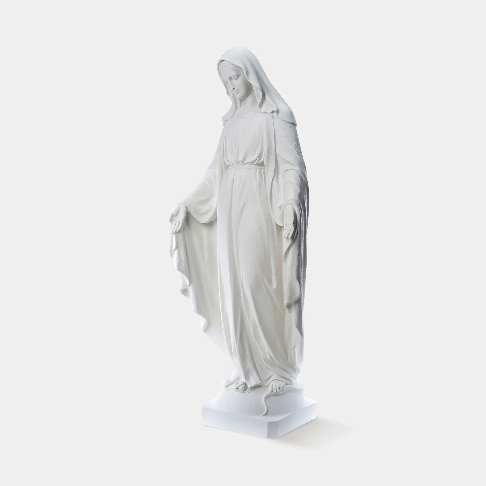 Virgin Mary statue in marble for churches,gardens,or fountains.