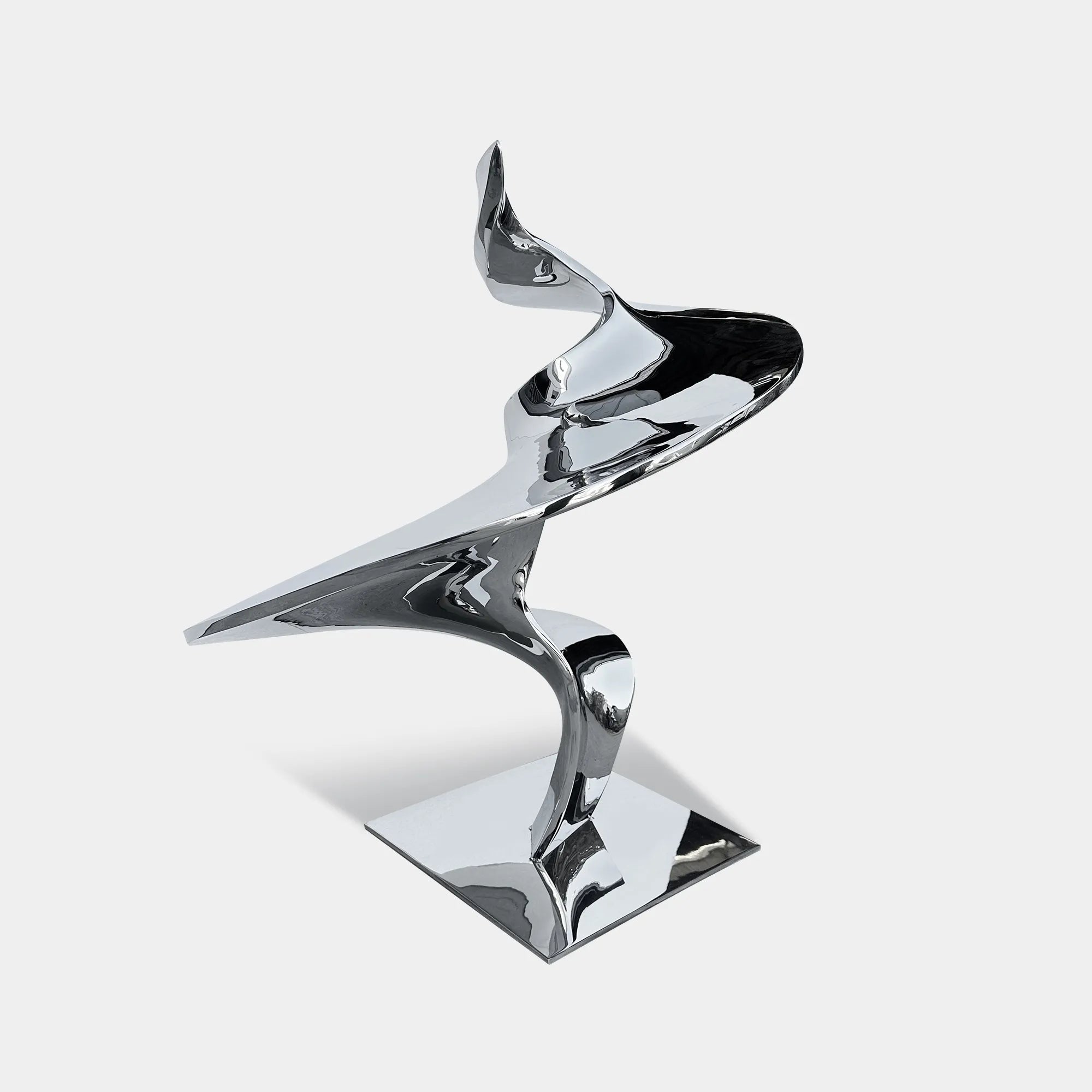 Abstract stainless steel sculpture with fluid, flowing curves and polished mirror surface for luxury villas, modern plazas, and contemporary art galleries.