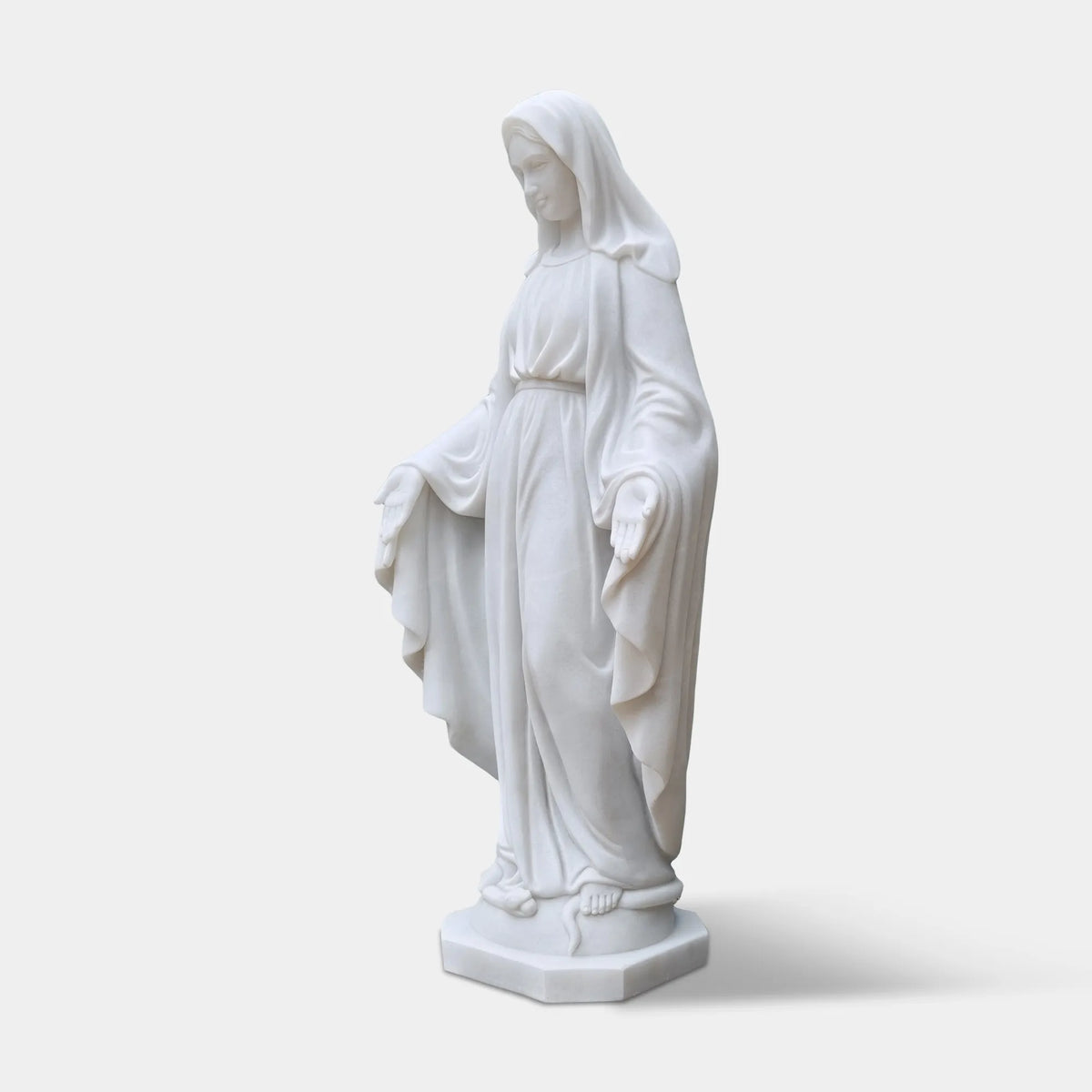 Virgin Mary statue in marble for churches,gardens,or fountains.